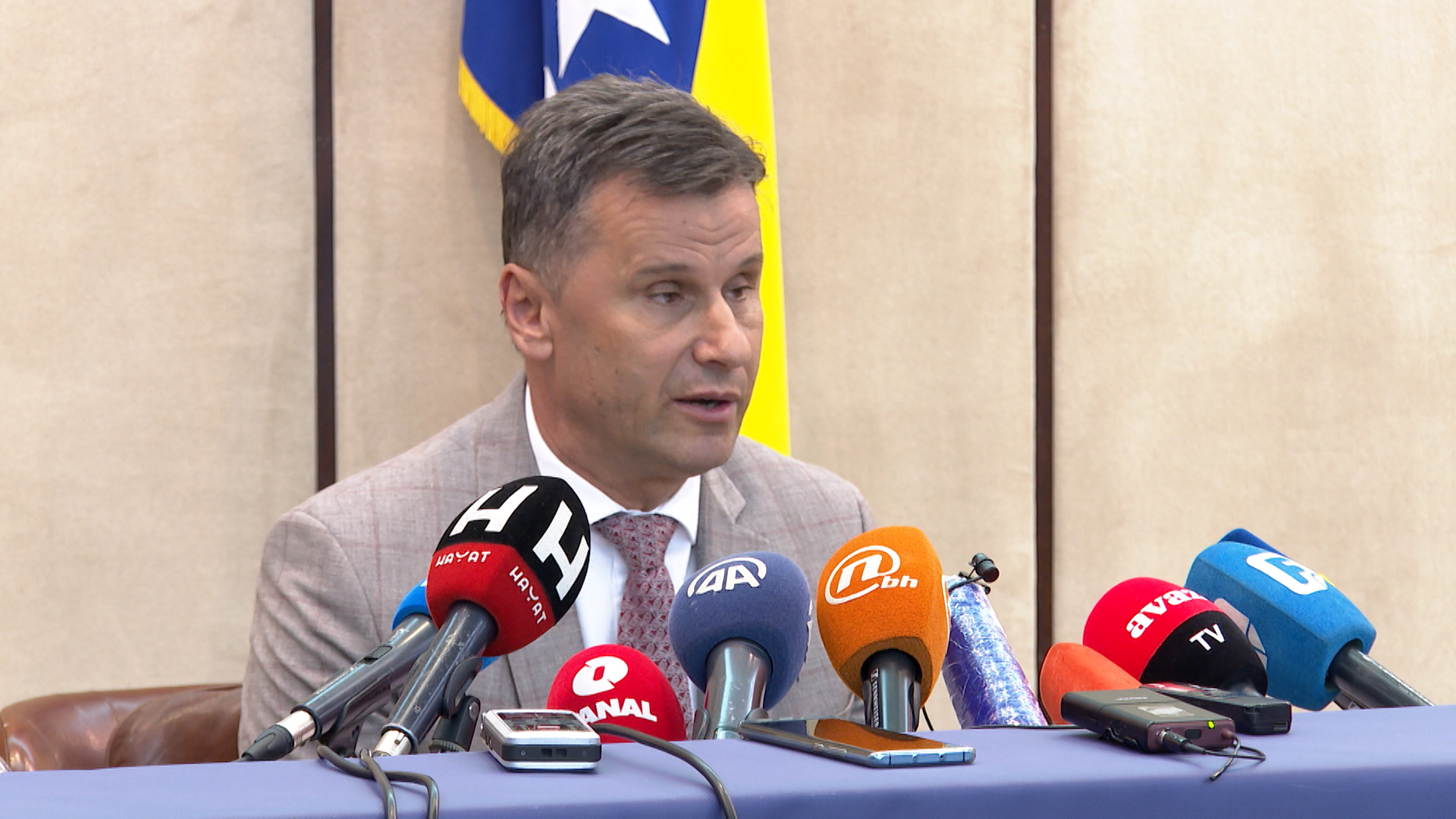 sa-vijece ministara-ads-4(20200618-151527970).00_02_15_19.Still007