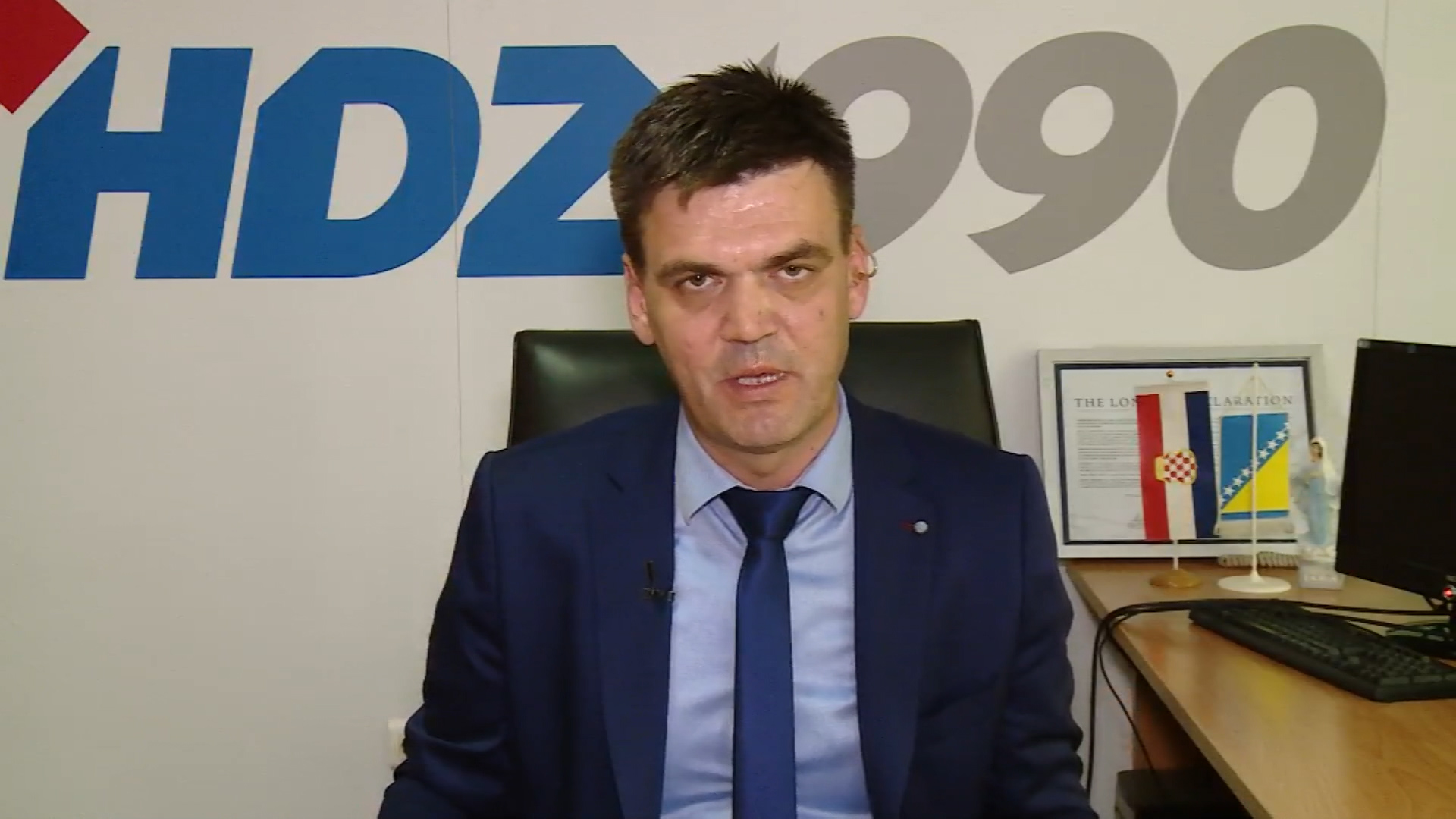 sa-vijece ministara-ads-4(20200618-151527970).00_24_37_02.Still003