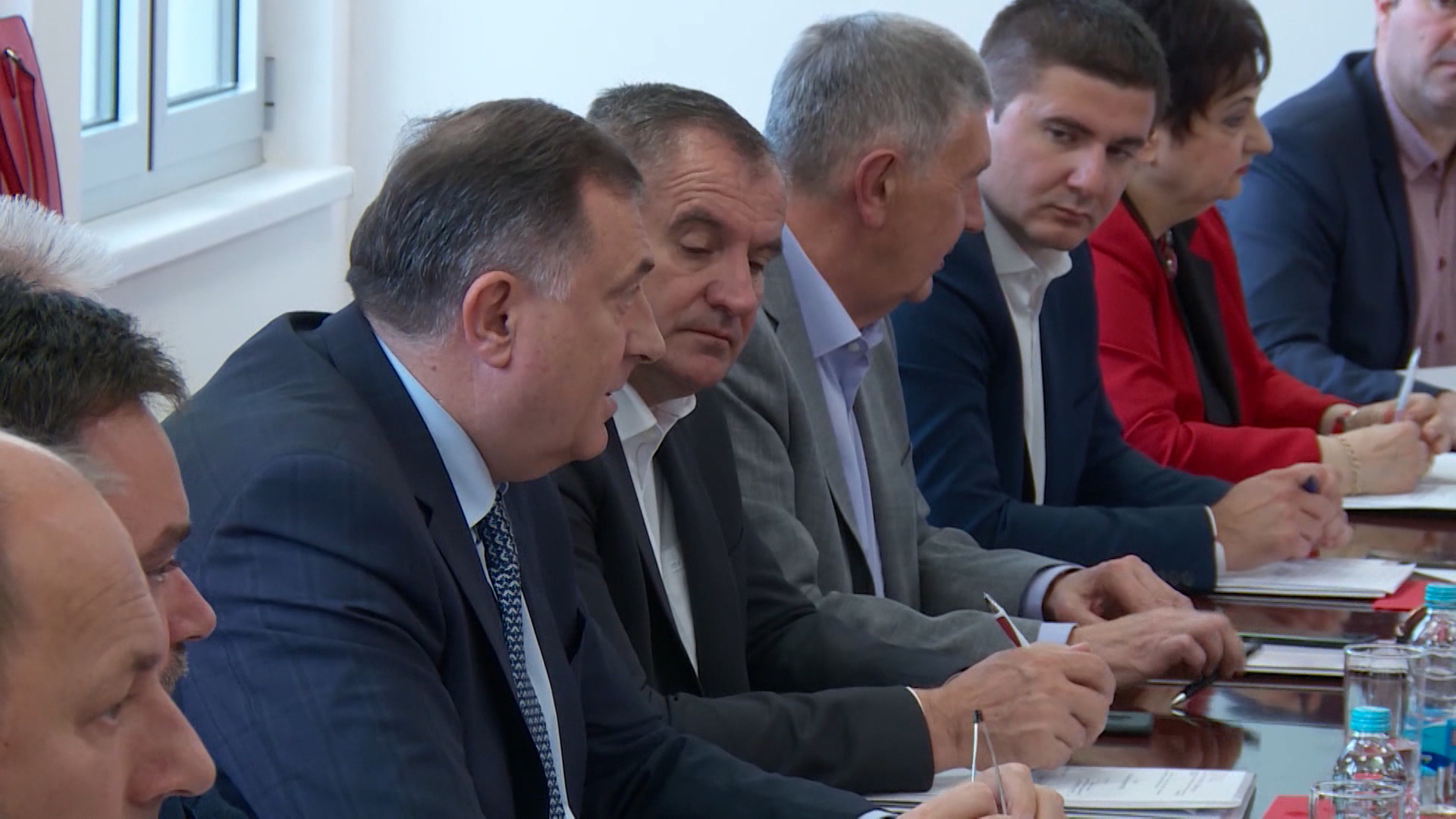 SA-VLAST ANP VECINA PKG-19-TJD-1(20190803-183800394).00_00_03_16.Still001