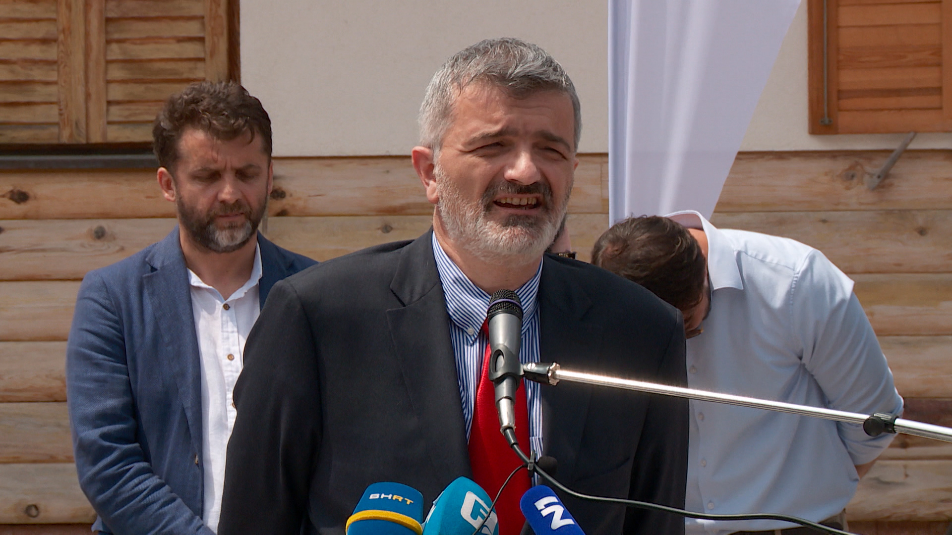 SA-VODA ZAGADJENA PKG-ALT-1(20190704-182353767).00_01_43_09.Still002