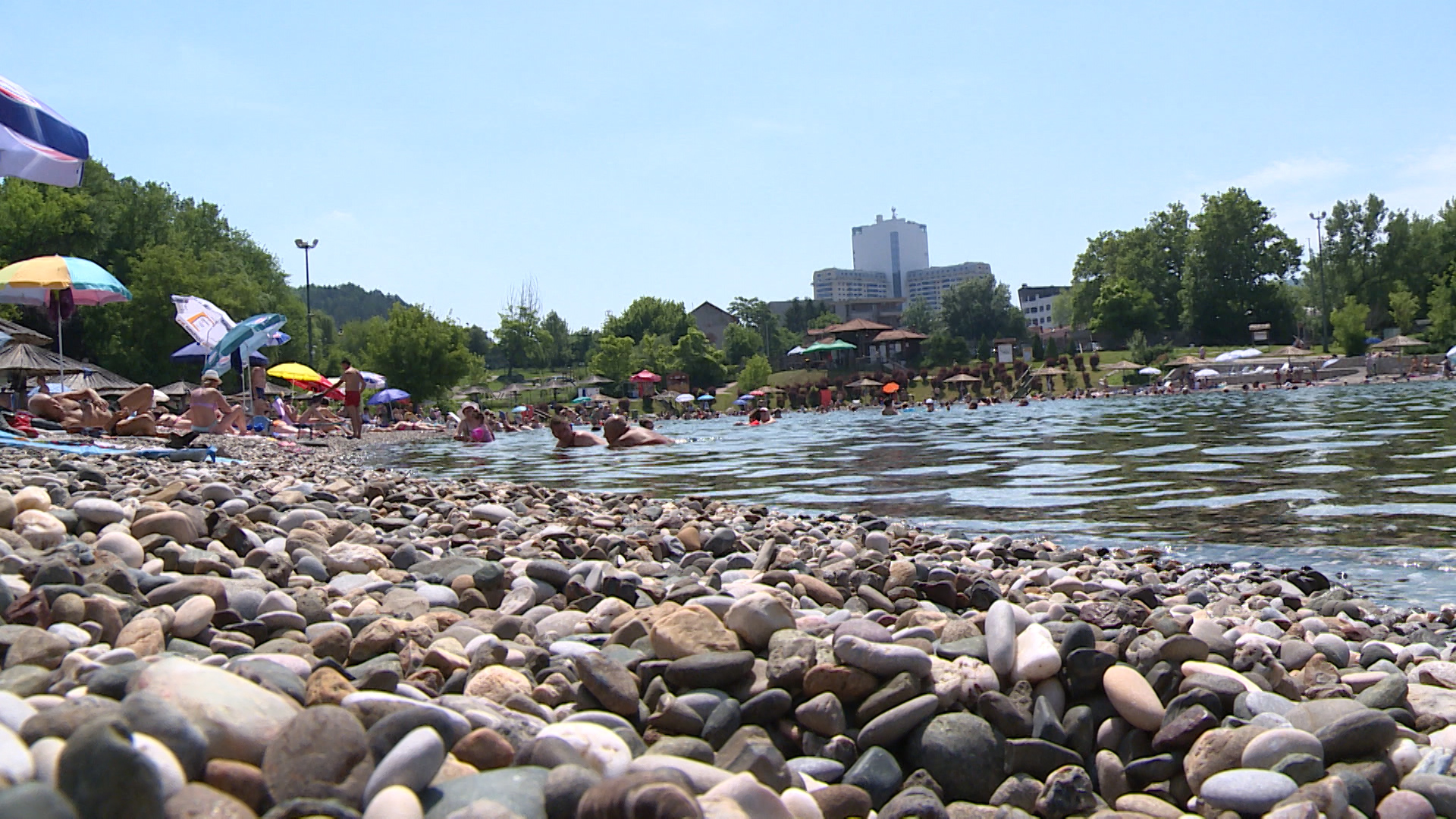 SA-WEB MUJO-ADB-1(20190622-152639244).00_00_33_05.Still009