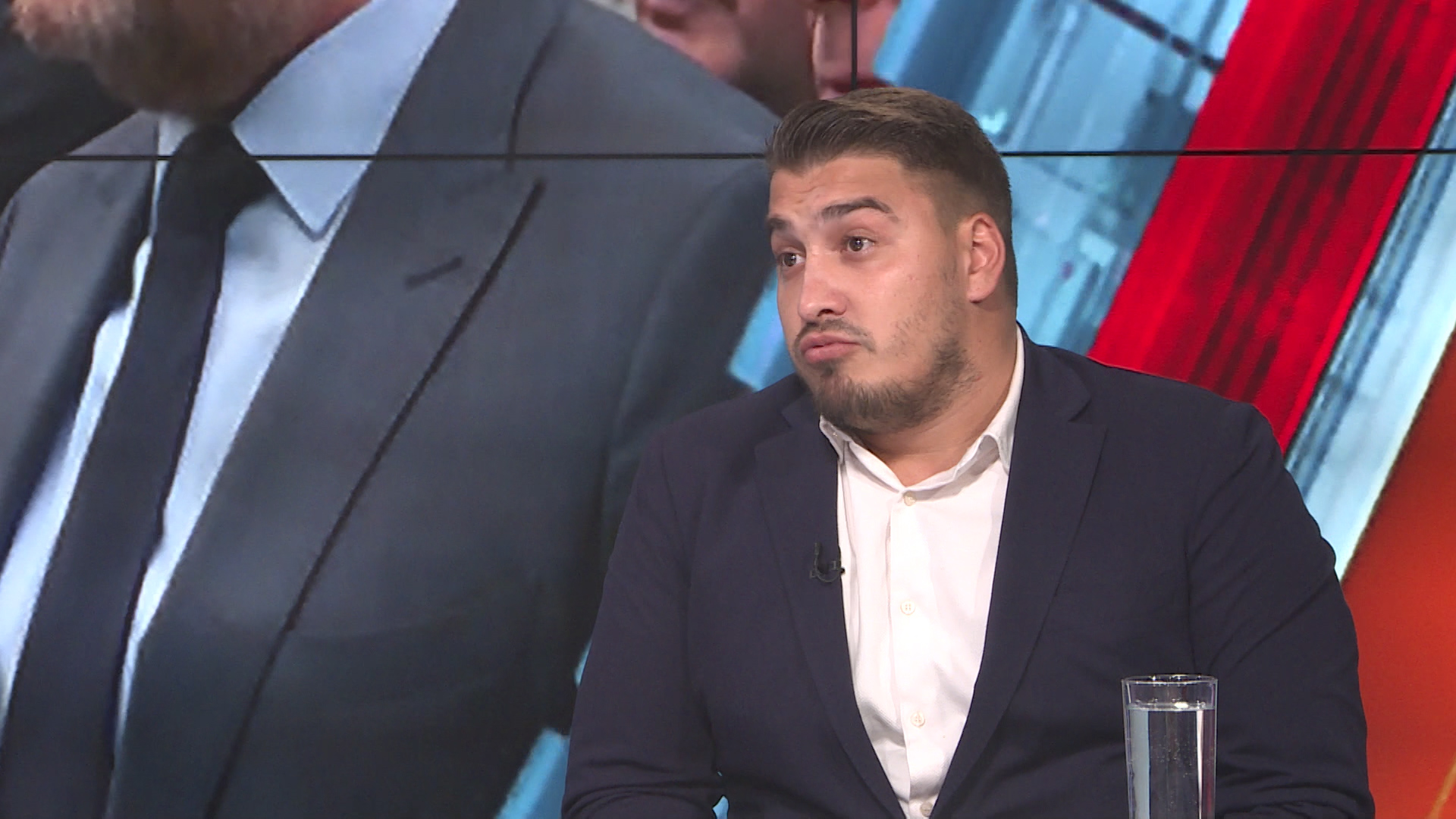 sa-zahiragic-clf.17_48_09_09.Still001