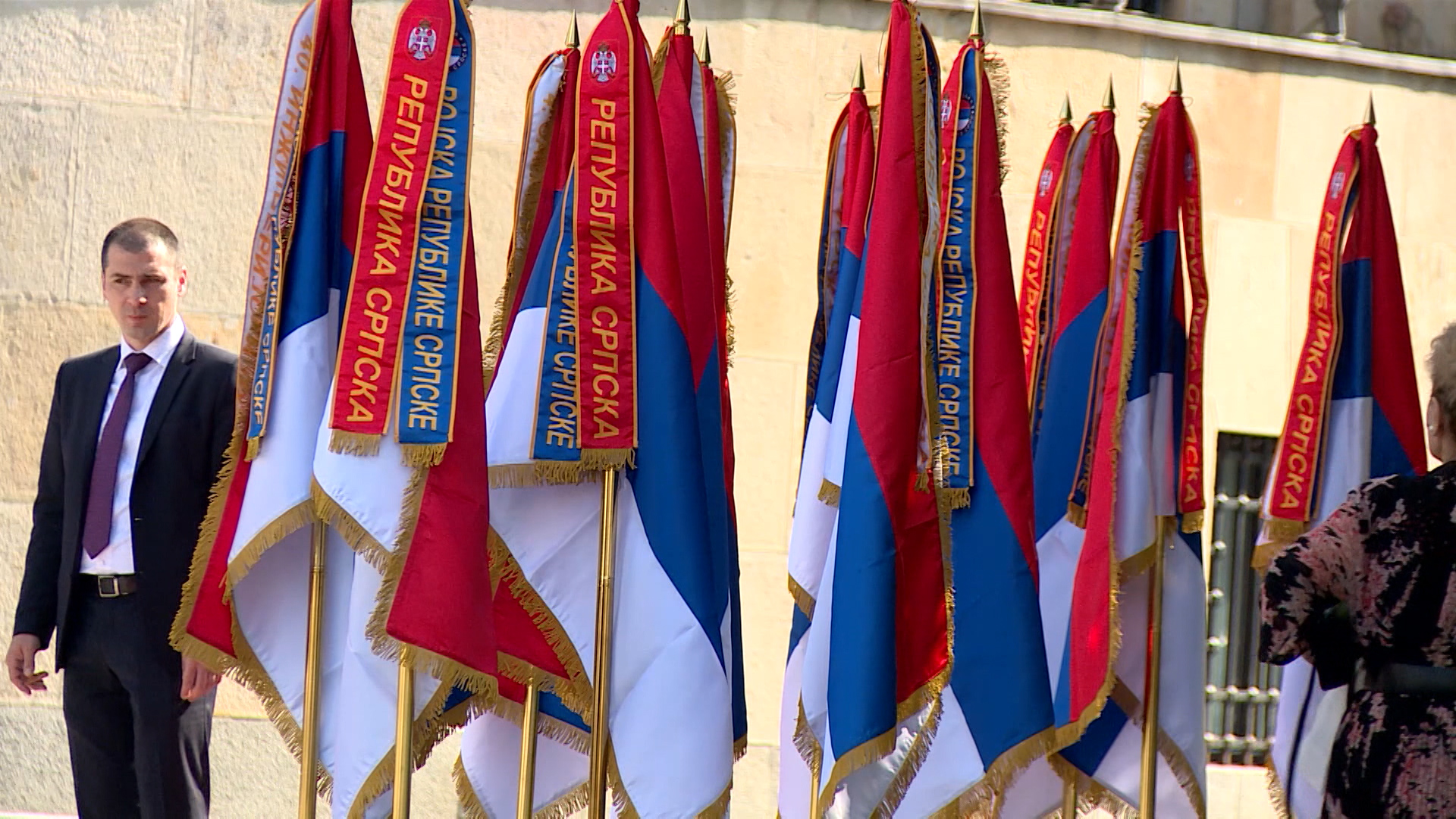 SA-ZASTAVE SRBA ADLIB 2-SNM-1(20200915-154125578).mxf.00_00_12_21.Still002