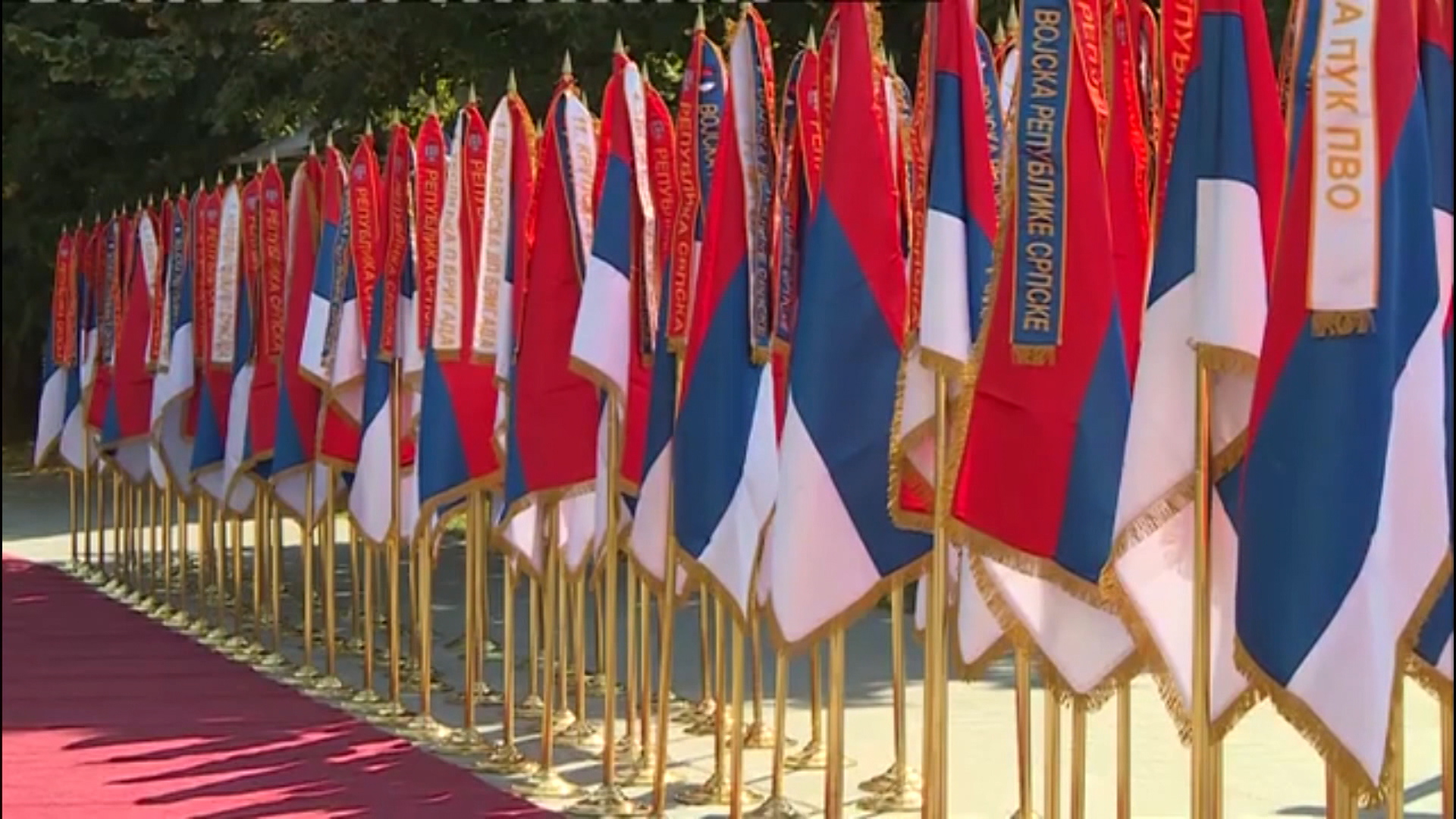 SA-ZASTAVE SRBA ADLIB-SNM-1(20200915-153907525).mxf.00_00_31_19.Still002