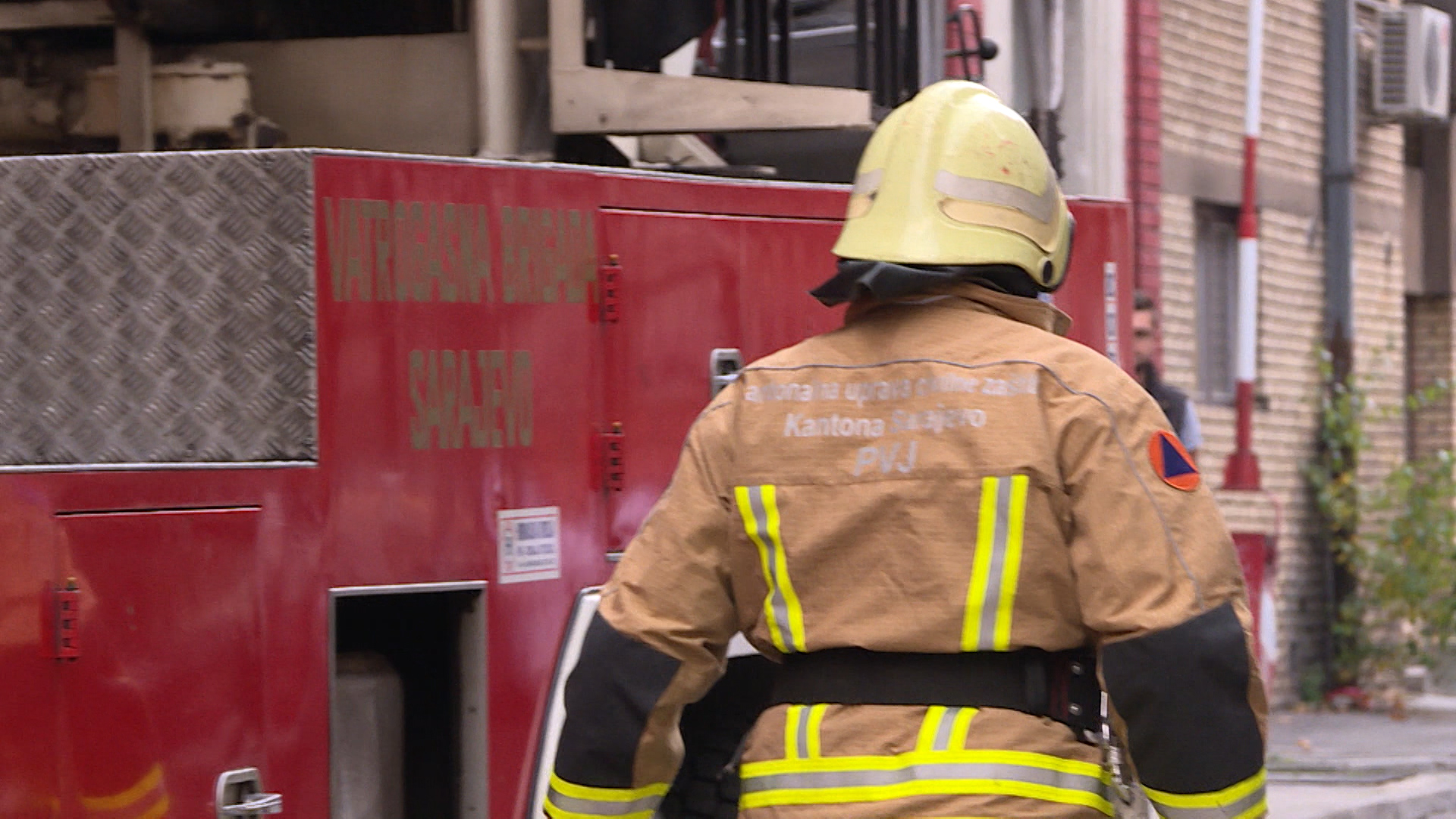 SA-ZASTITA OD POZARA PKG-ZAK-1(20191111-182828426).00_01_48_03.Still012