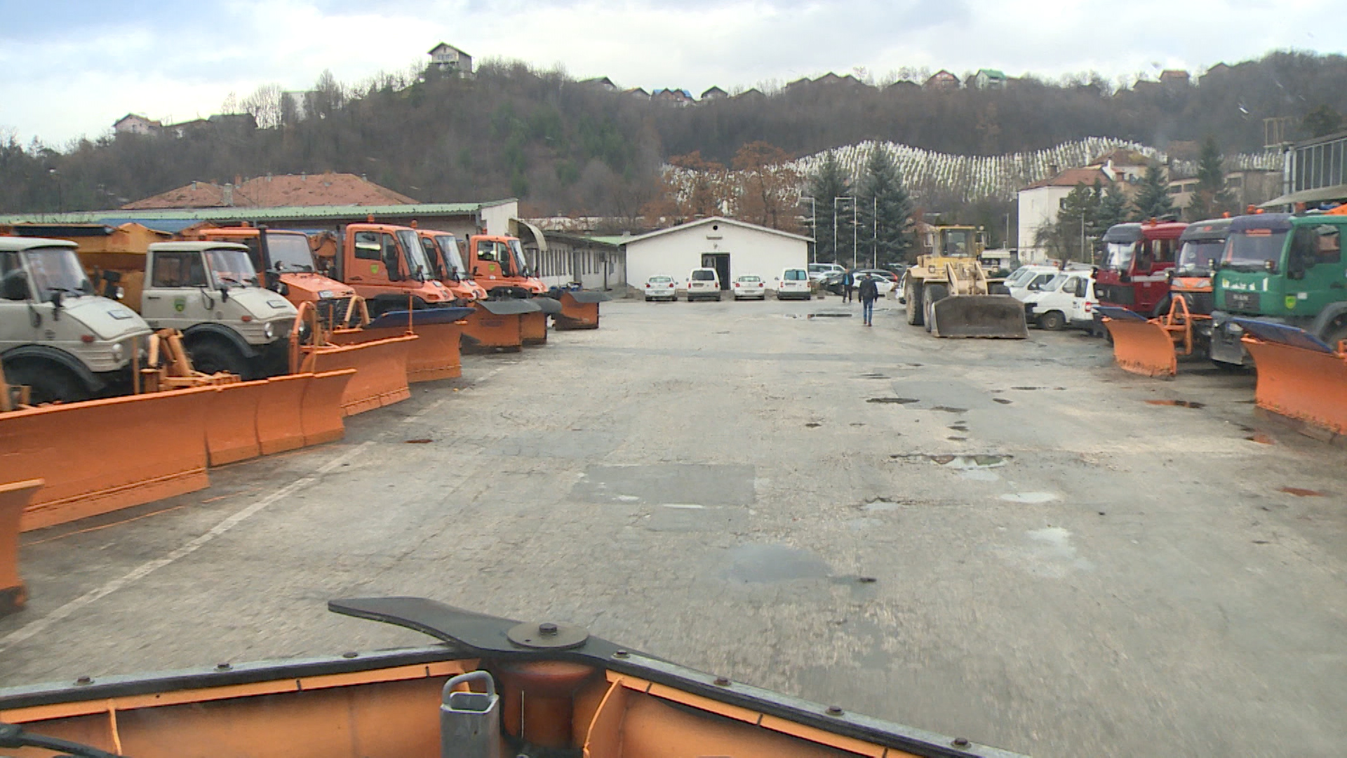 SA-ZIMSKA SLUZBA PKG-IVA-1(20201204-152030427).mxf.00_01_11_22.Still001