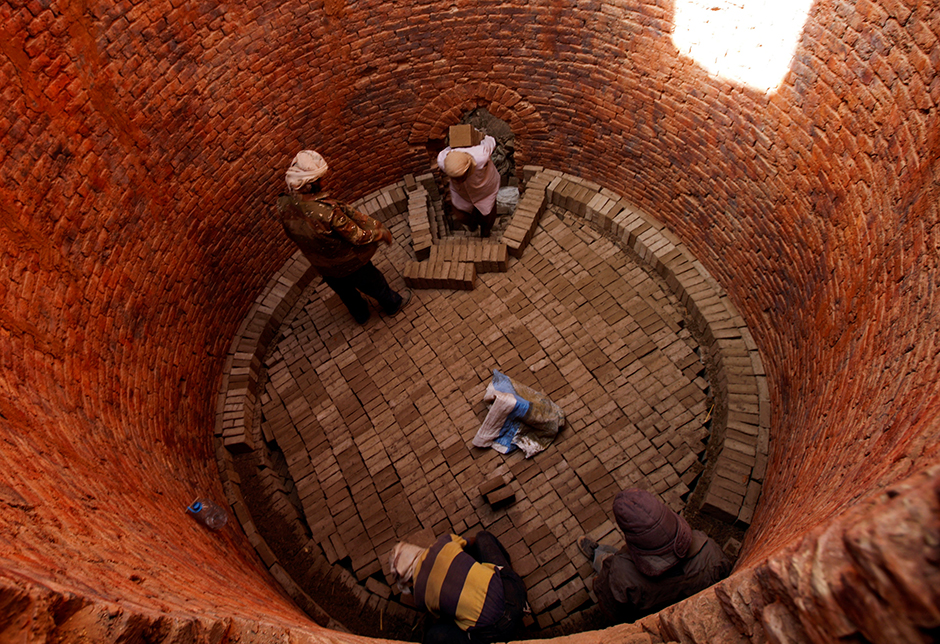 Reuters/Mohamed al-Sayaghi