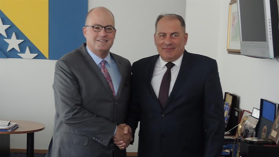 Sastanak Mektić - Moore (2)