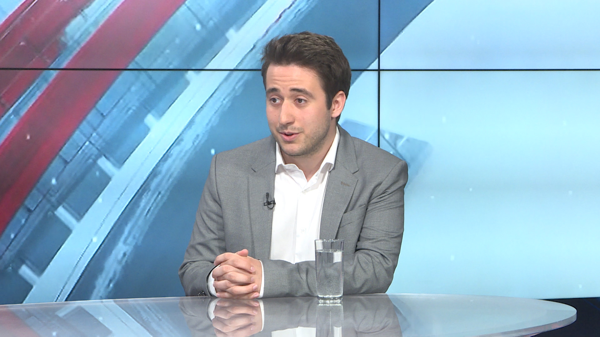 Sequence 01.00_00_07_03.Still001