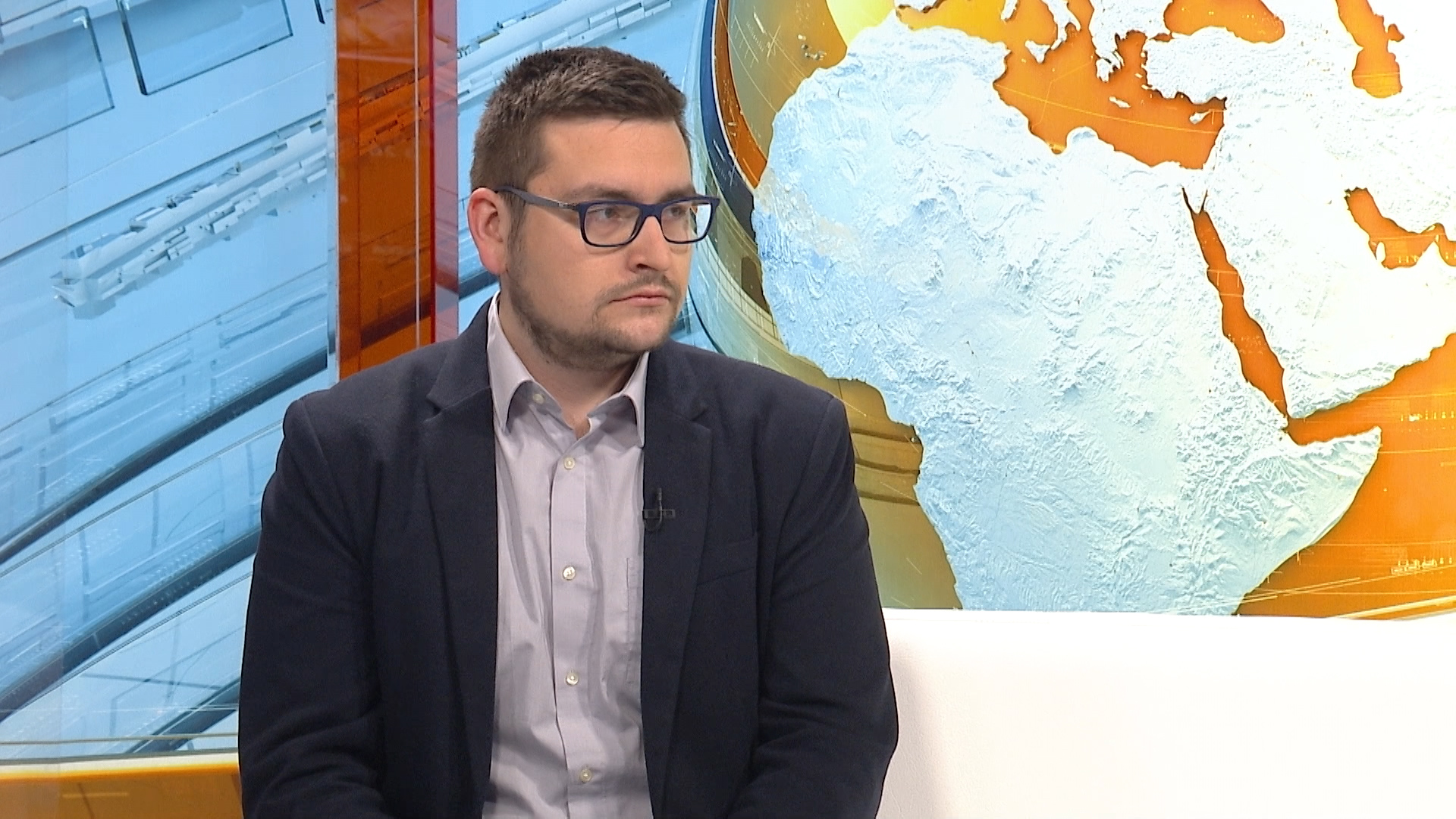 Sequence 01.00_00_28_02.Still001