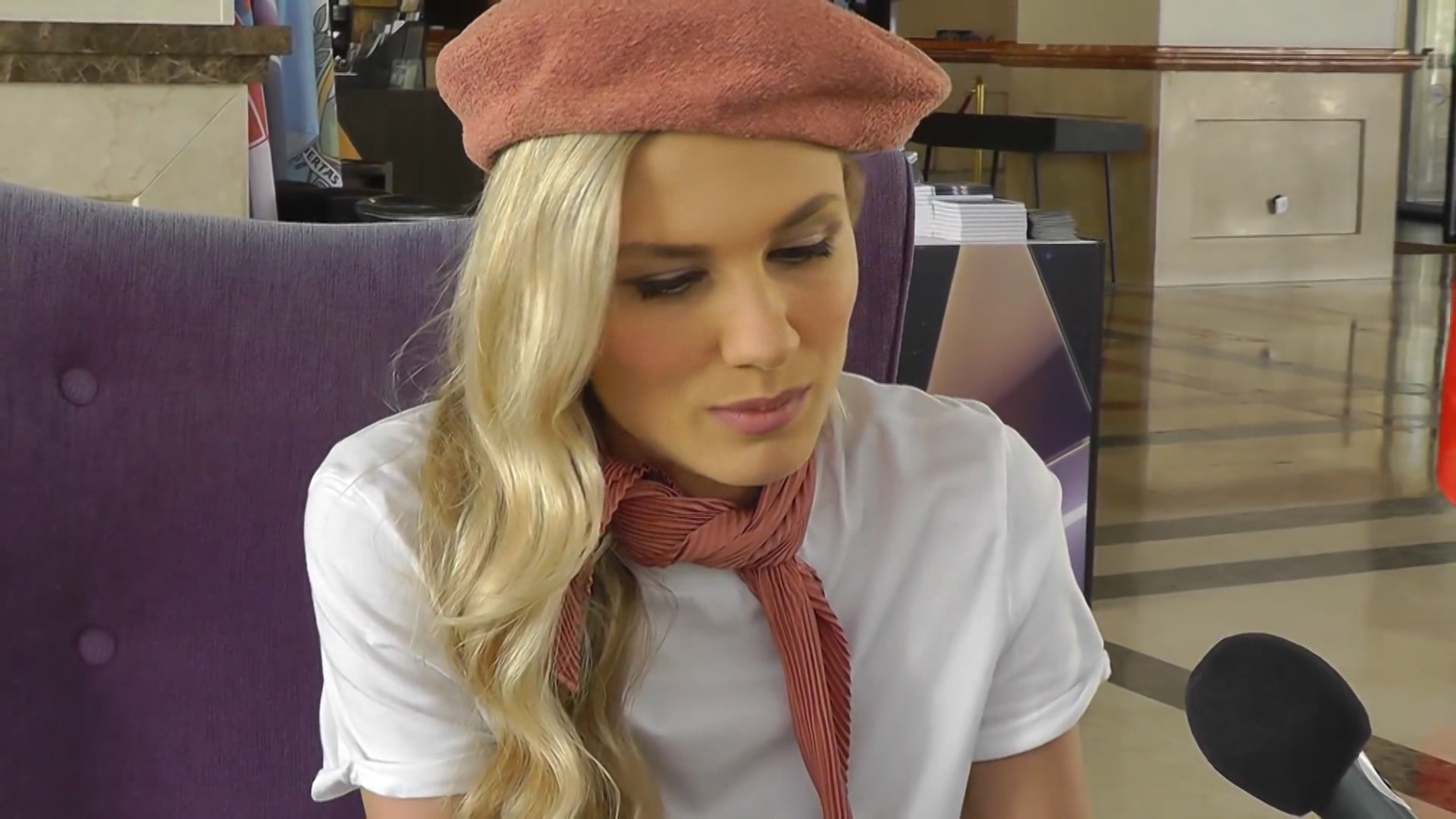 Sequence 01.00_00_44_05.Still003