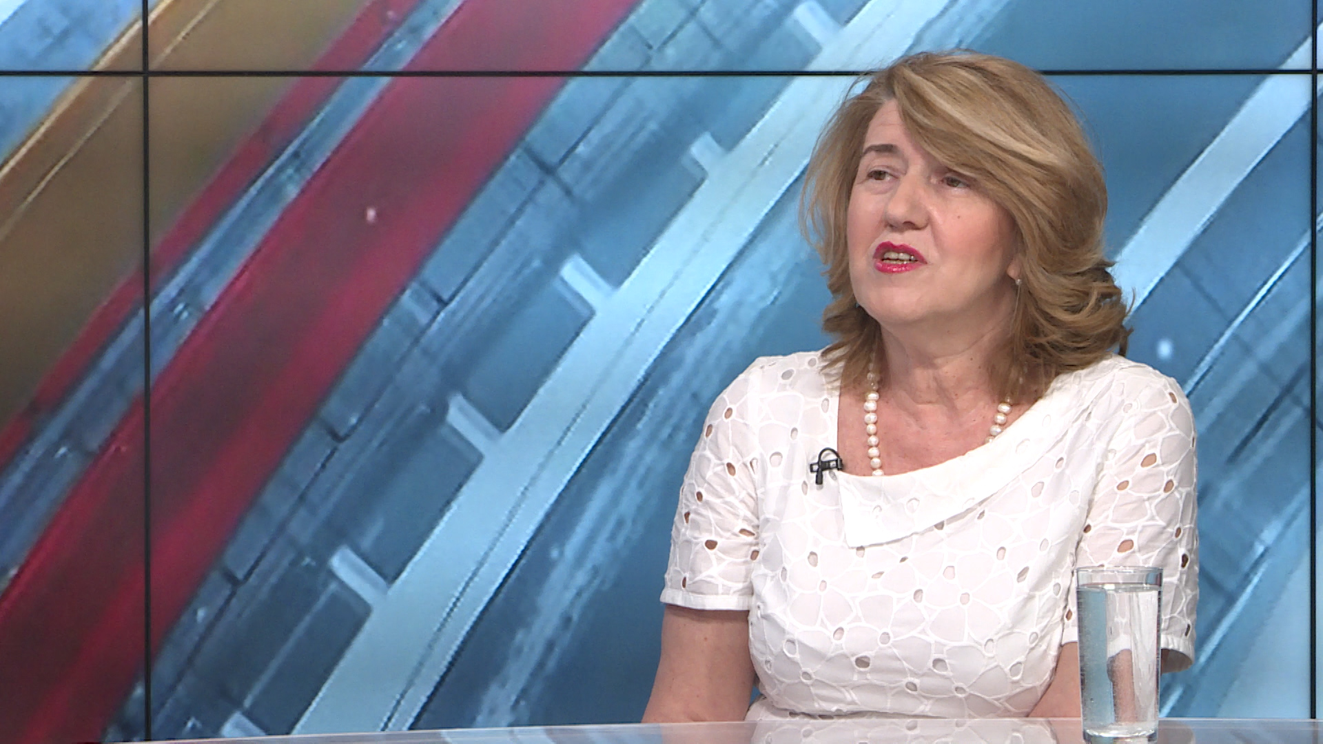 Sequence 01.00_01_11_14.Still002