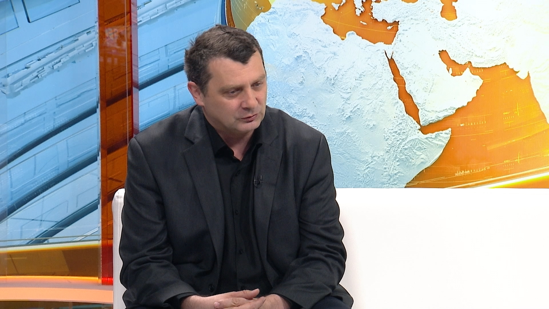 Sequence 01.00_01_12_23.Still002