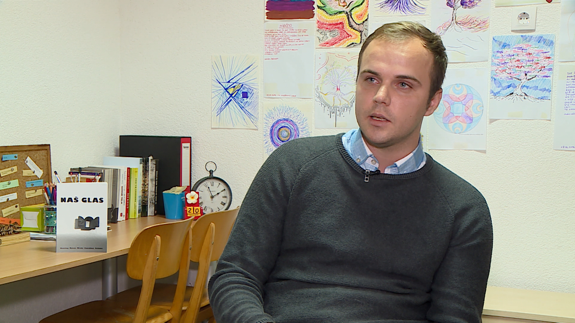 Sequence 01.00_01_27_12.Still002