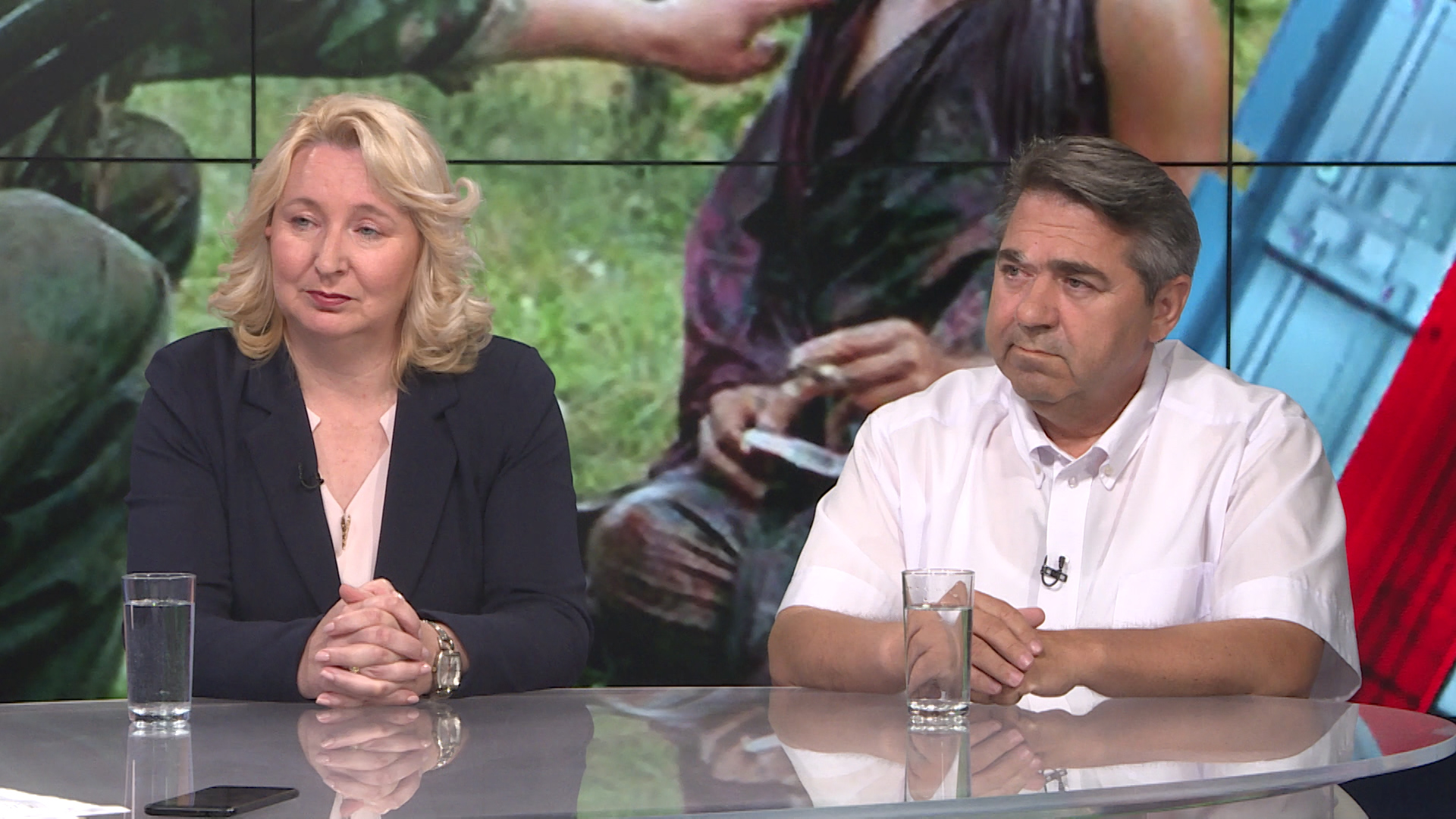 Sequence 01.00_01_33_05.Still010