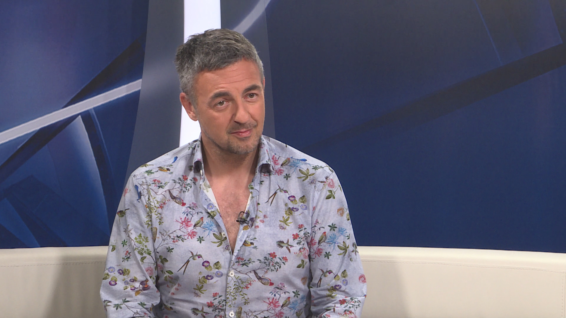 Sequence 01.00_01_53_07.Still005