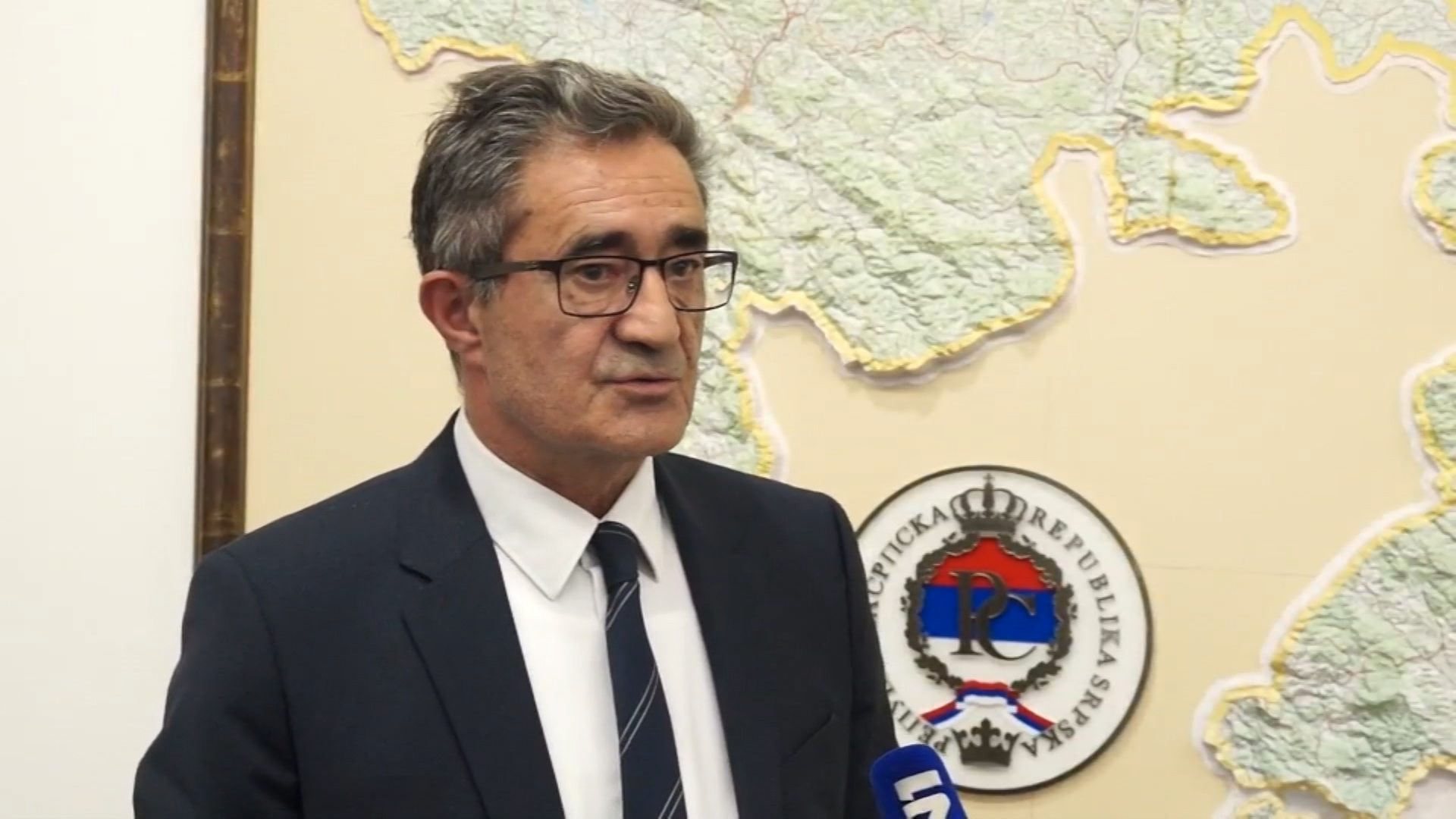 Sequence 01.00_02_35_23.Still002