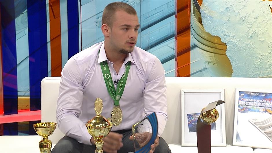 Sequence 01.Still002