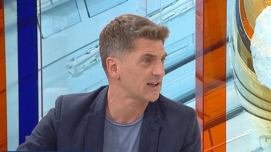 Sequence 01.Still004