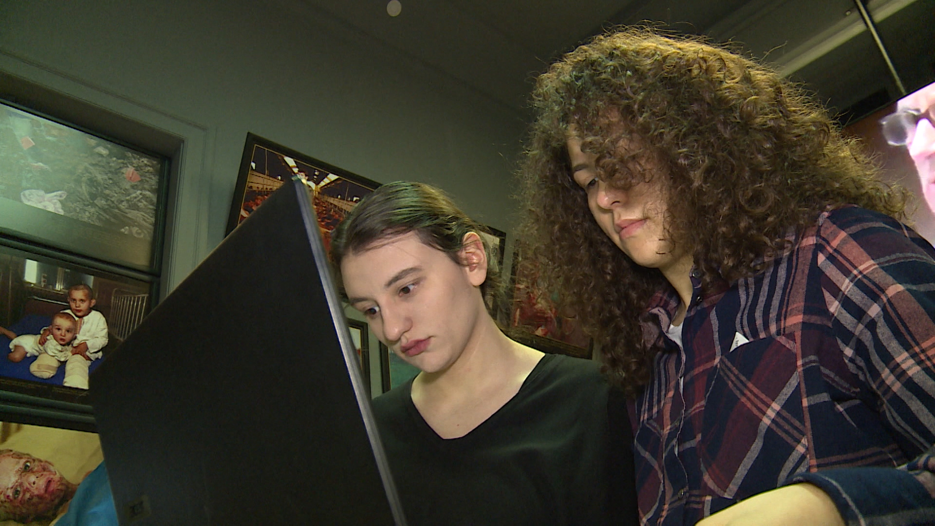 Sequence 01.Still004