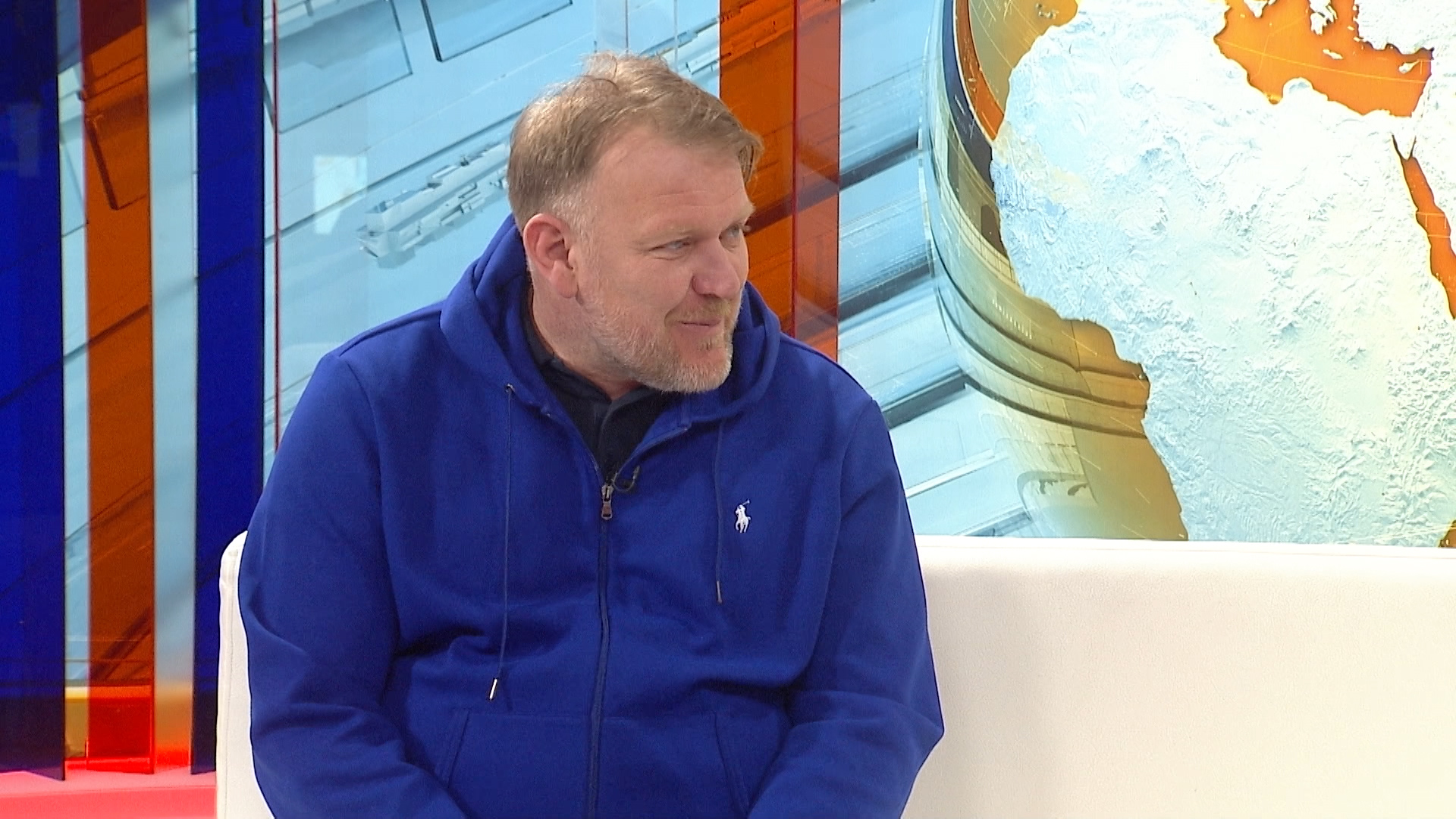 Sequence 01.Still004