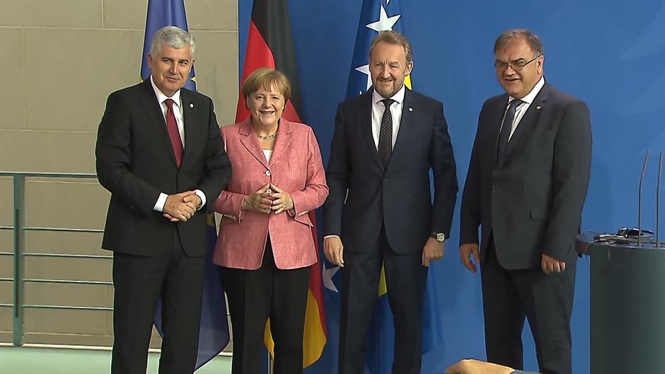 Sequence 01.Still004