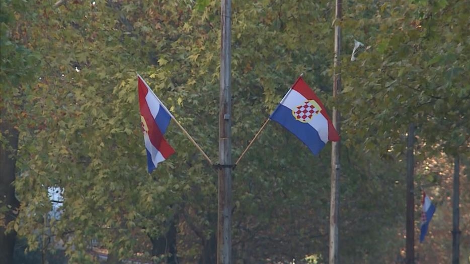 Sequence-01.Still007