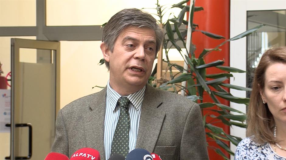 Sequence 01.Still007