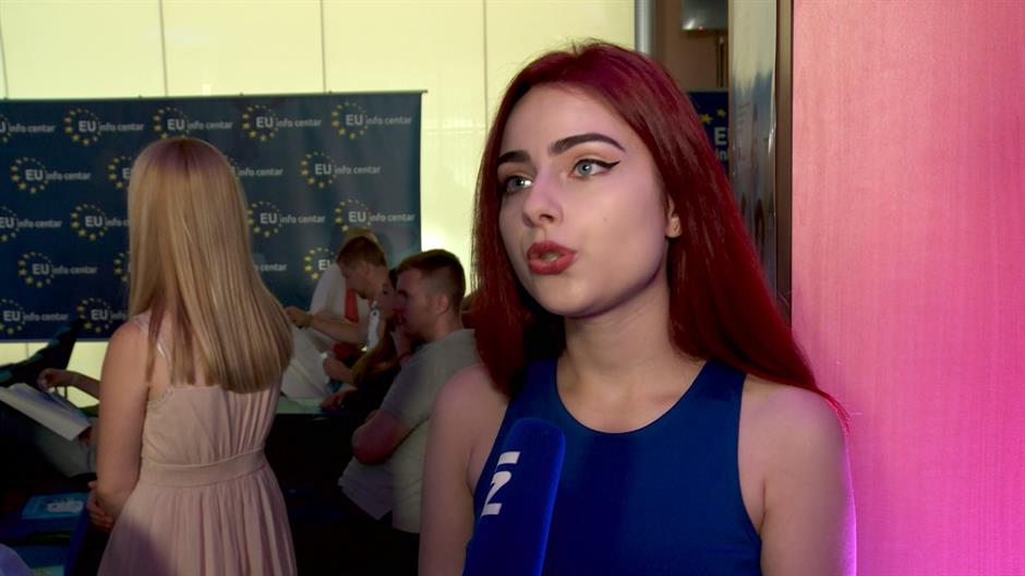 Sequence 01.Still010