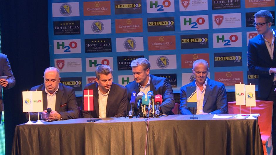 Sequence 01.Still011