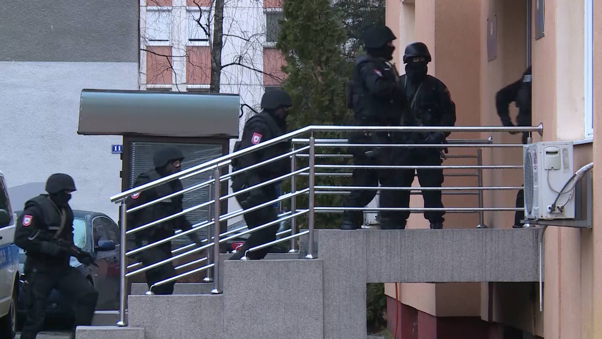 Sequence-01.Still013