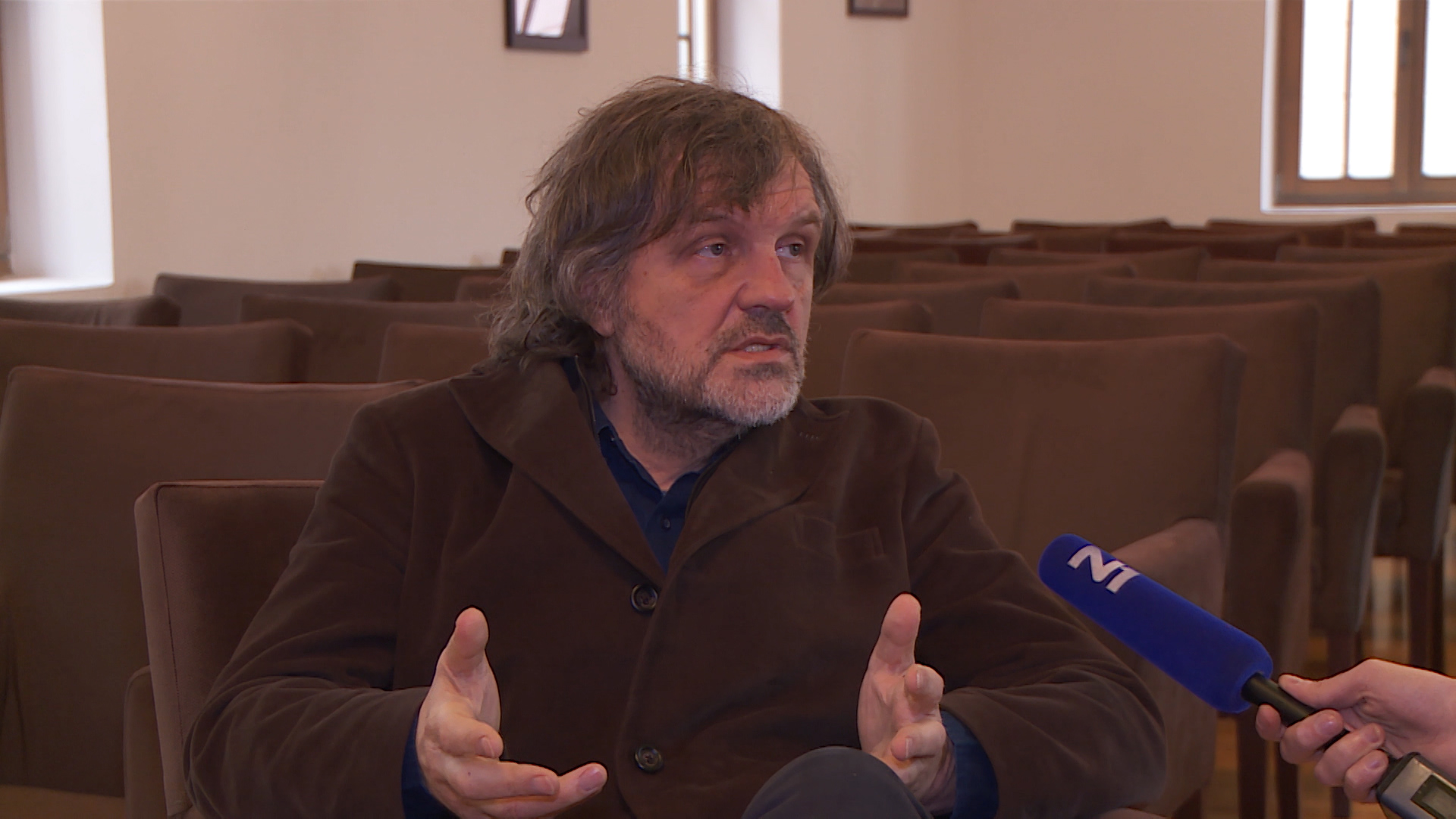 Sequence 01.Still014