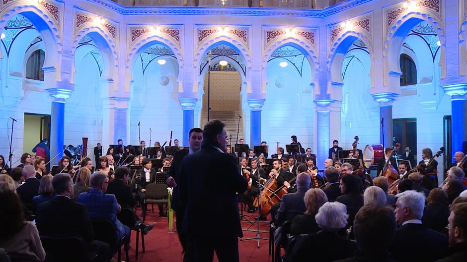 Sequence 01.Still014