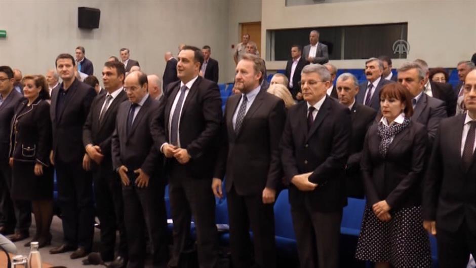 Sequence 01.Still015