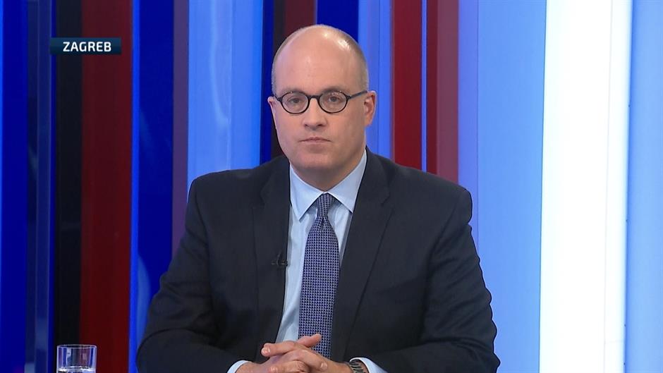 Sequence 01.Still017