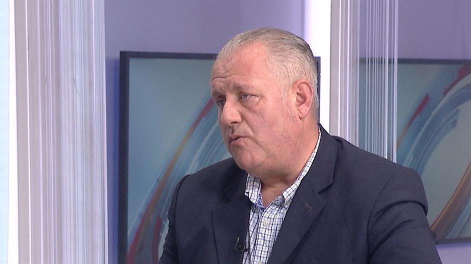 Sequence 01.Still024