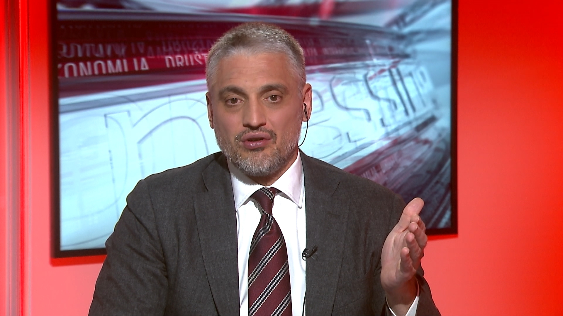 Sequence-01.Still025