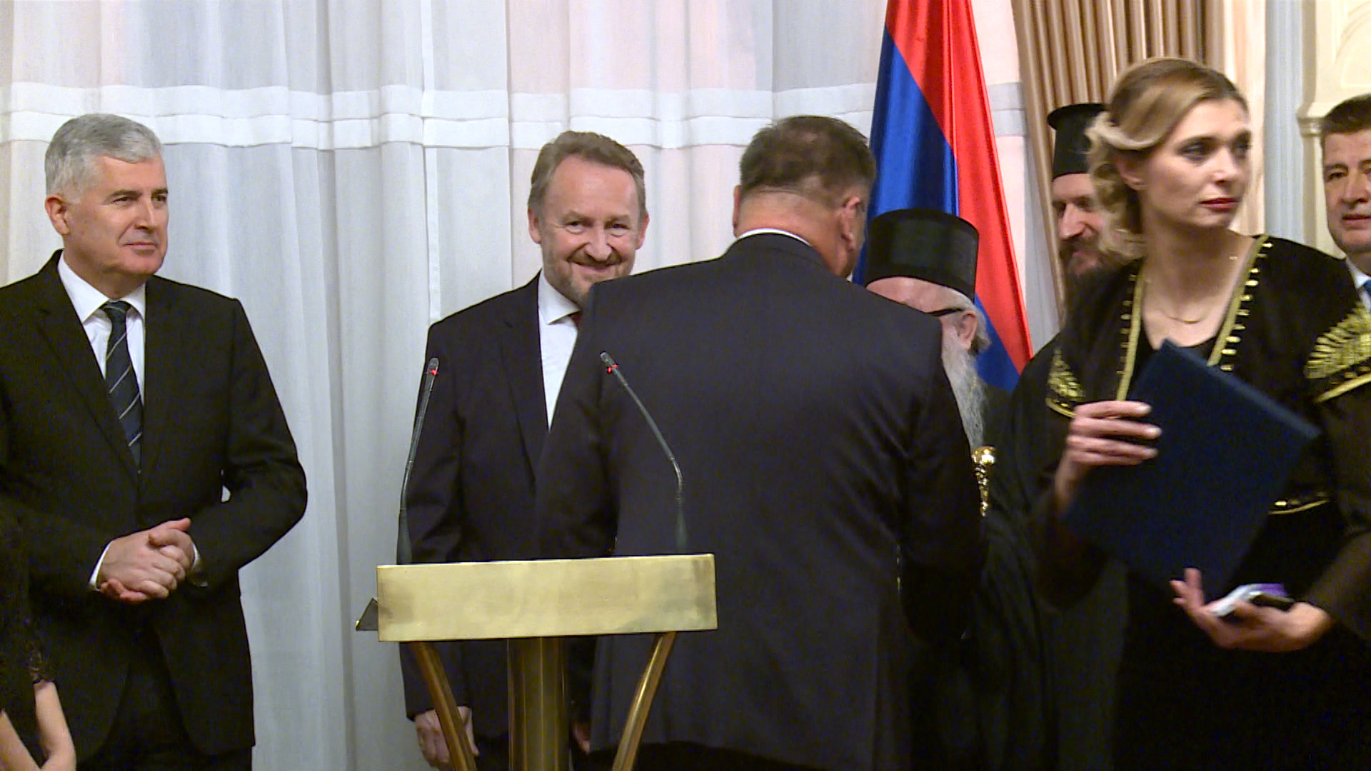 Sequence 01.Still032