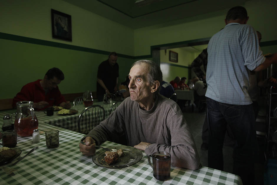 REUTERS/Kacper Pempel