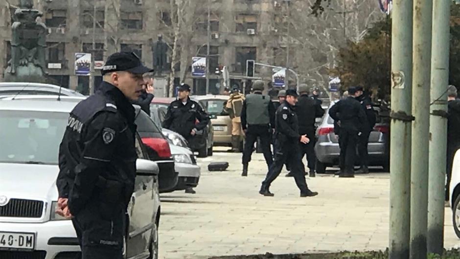 skupština policija samoubistvo