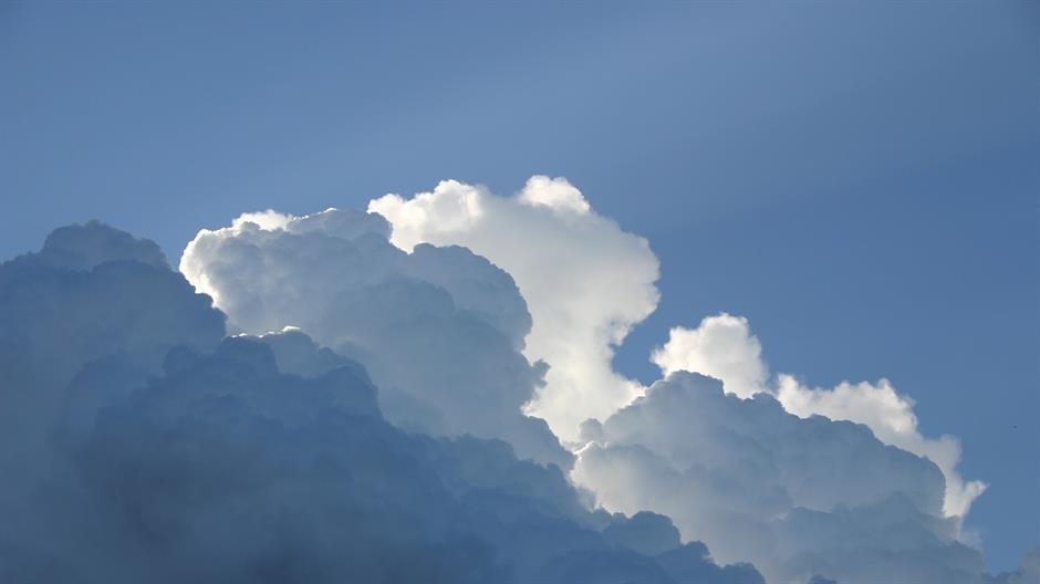 sky-414198_1920