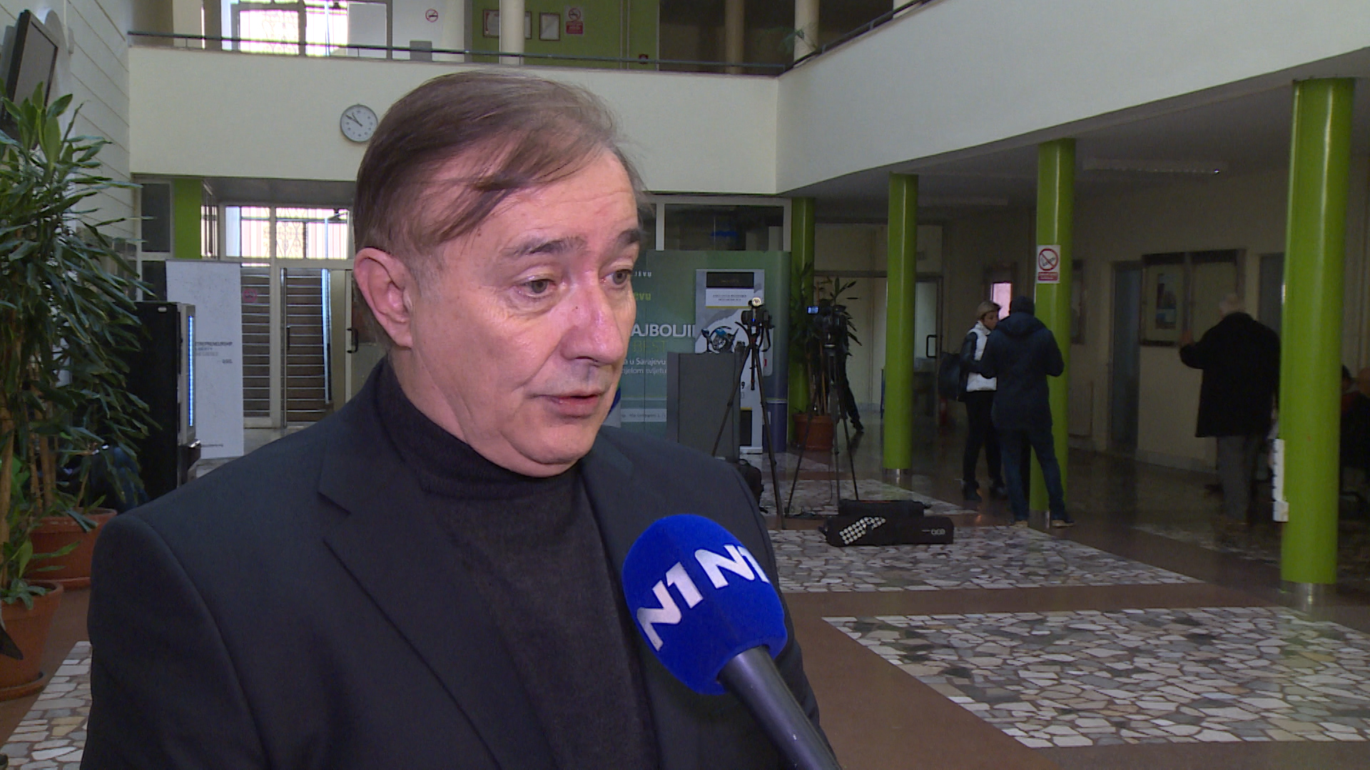 Slavo Kukic Ekonomija