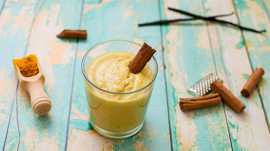Smoothie sa kurkumom