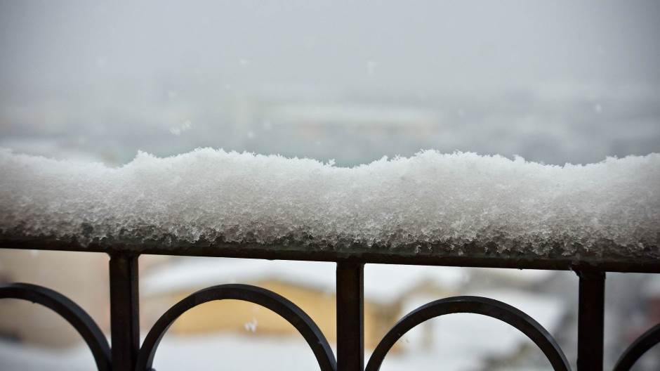 snowfall-3191585_1920