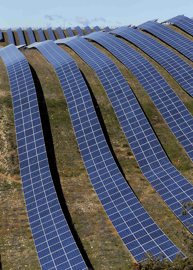 REUTERS/Jean-Paul Pelissier