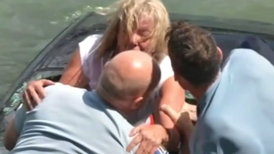 spasavanje zena auto