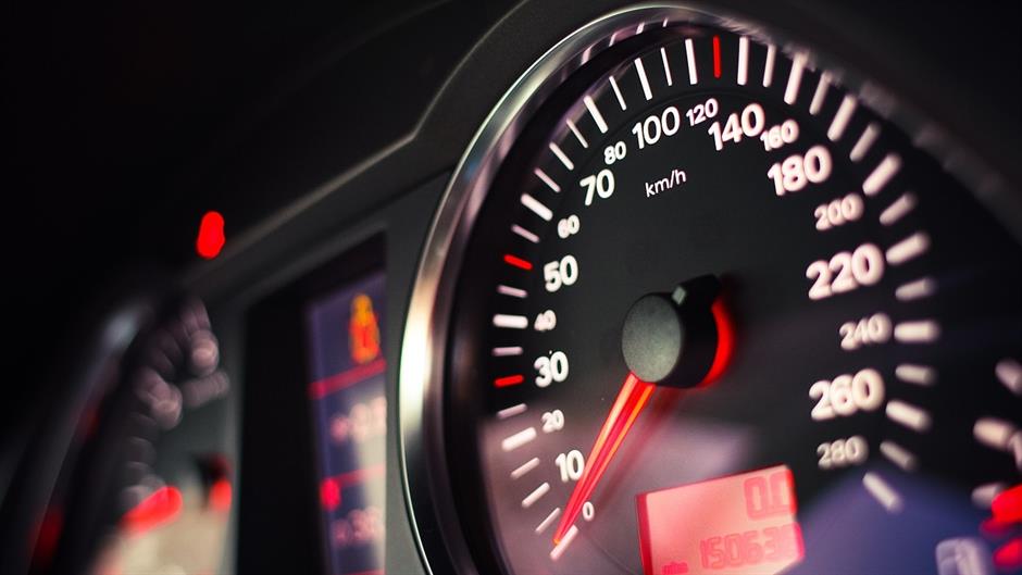 speedometer-865113_1280