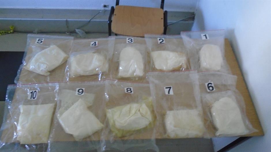 Spid upakovan u deset paketa