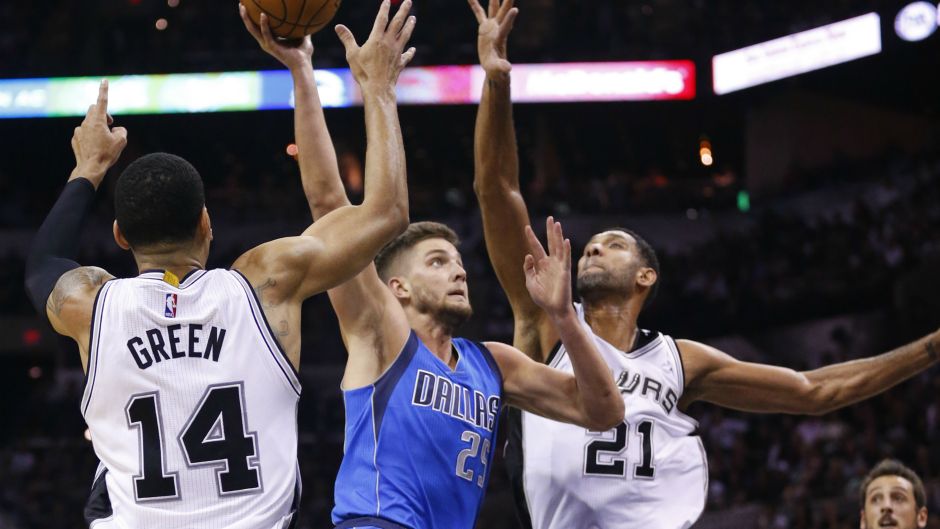 spurs mavericks epa