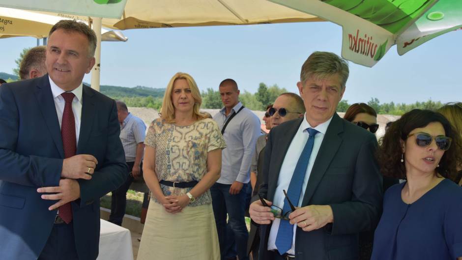 Srn2019-7-3_1626775_1